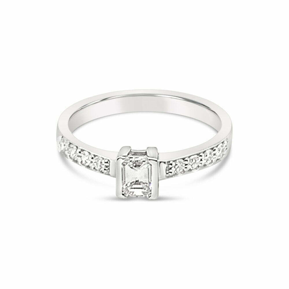 18k witgouden pavé solitaire ring 0.57 ct. diamanten