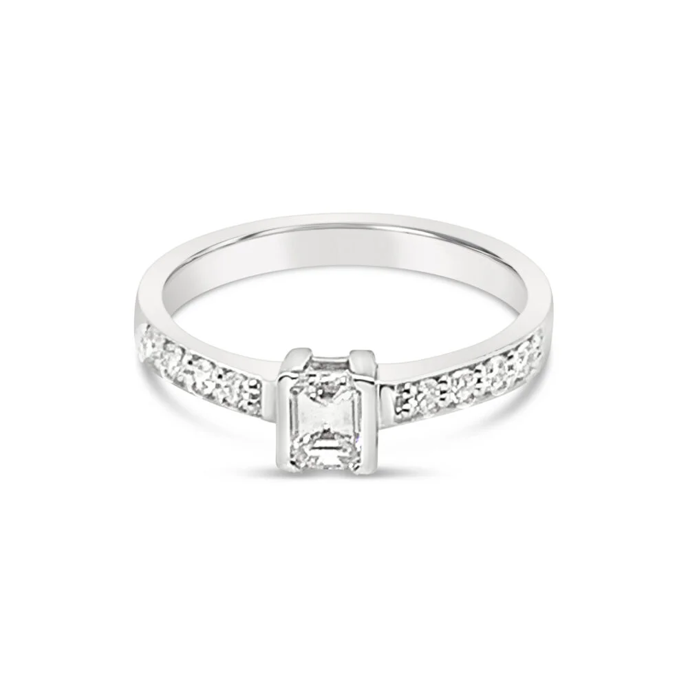 18k witgouden pavé solitaire ring 0.57 ct. diamanten
