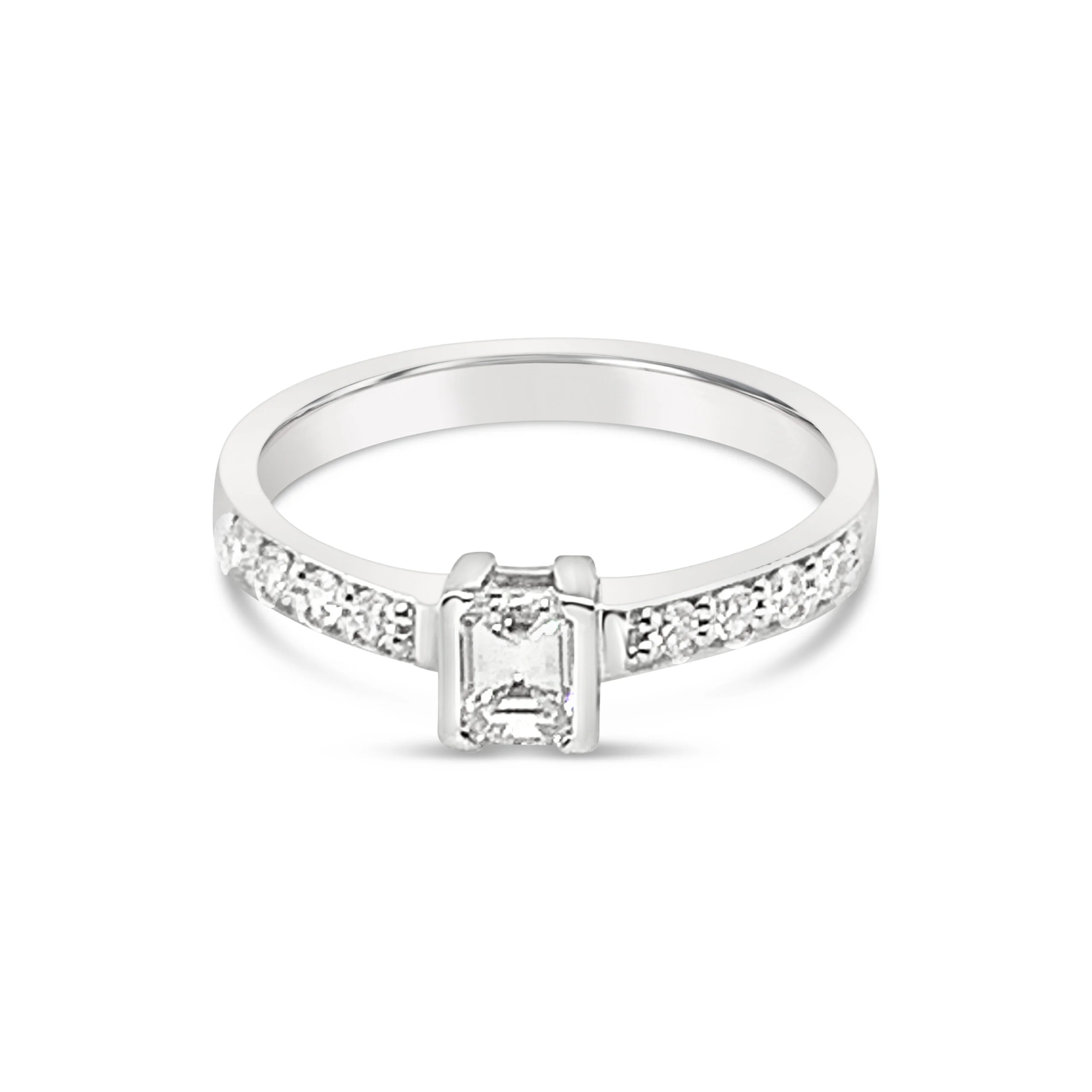 18k witgouden pavé solitaire ring 0.57 ct. diamanten